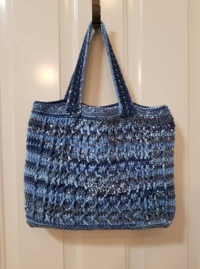 Cabled Zig Zag Bag crochet pattern by Crafting Friends Designs. 