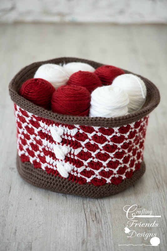 Queen of Hearts Basket crochet pattern