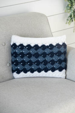 Traveling Arrows Rectangle Pillow crochet pattern