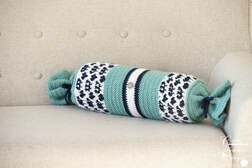 Sea Breeze Bolster Pillow Free crochet pattern
