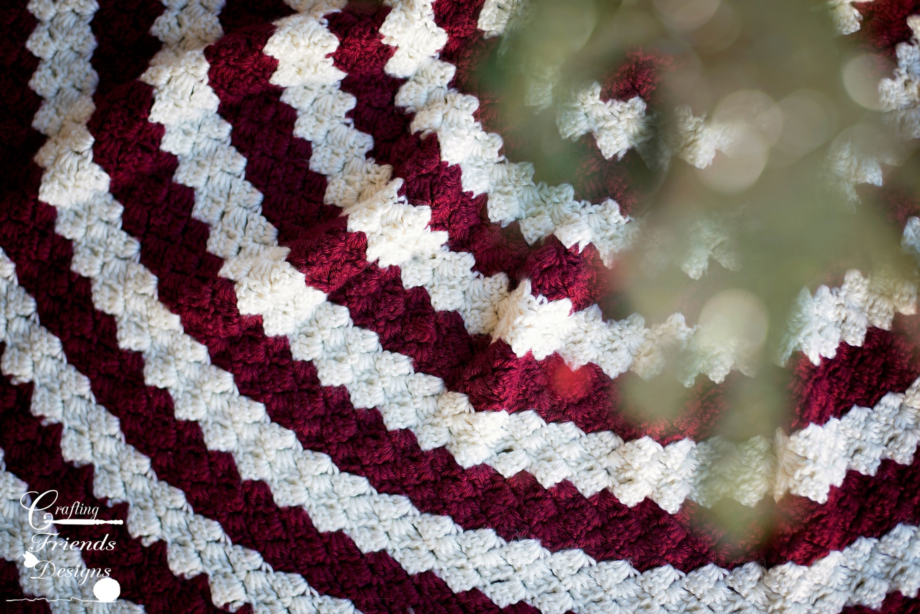 Ravelry: Bobble Christmas Tree Skirt pattern by See Love Share