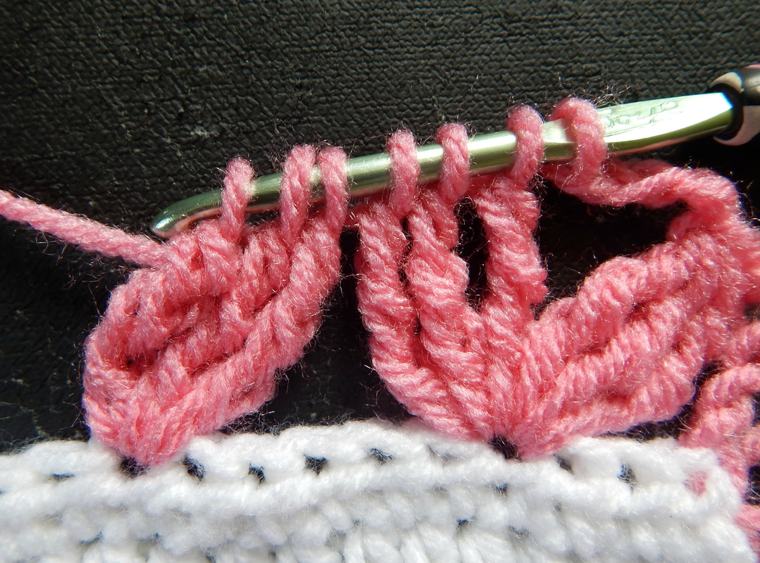 www.craftingfriendsdesigns.com Zig Zag crochet stitch tutorial