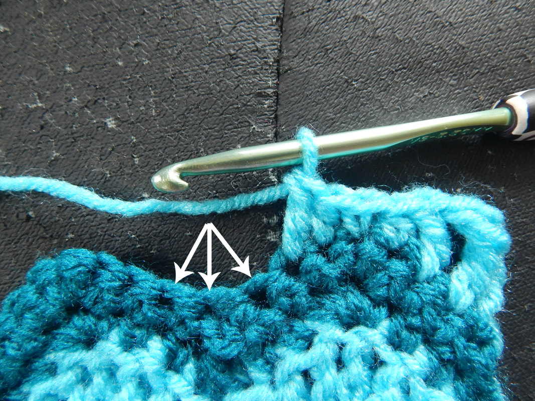 Wave & Chevron crochet stitch tutorial by Crafting Friends Designs