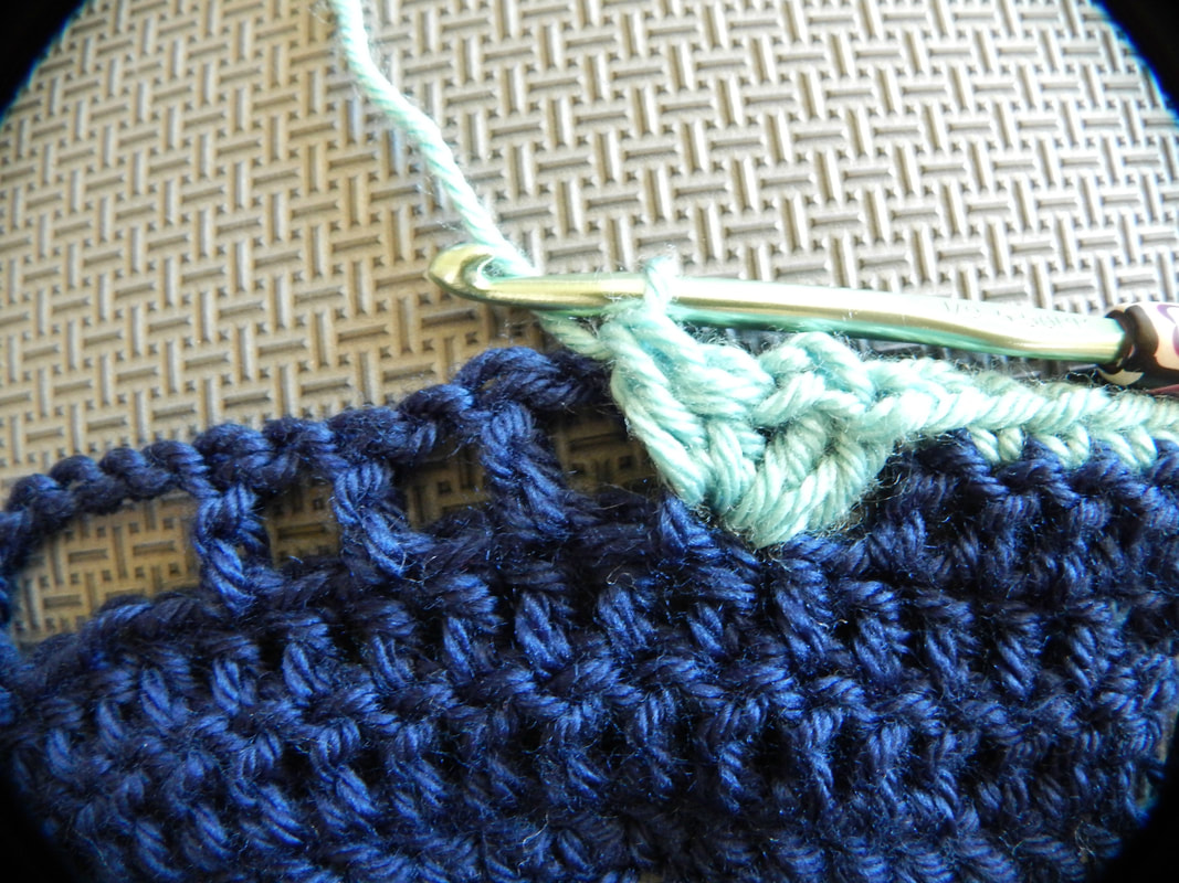 Sea Breeze Rectangle Pillow crochet pattern st 3