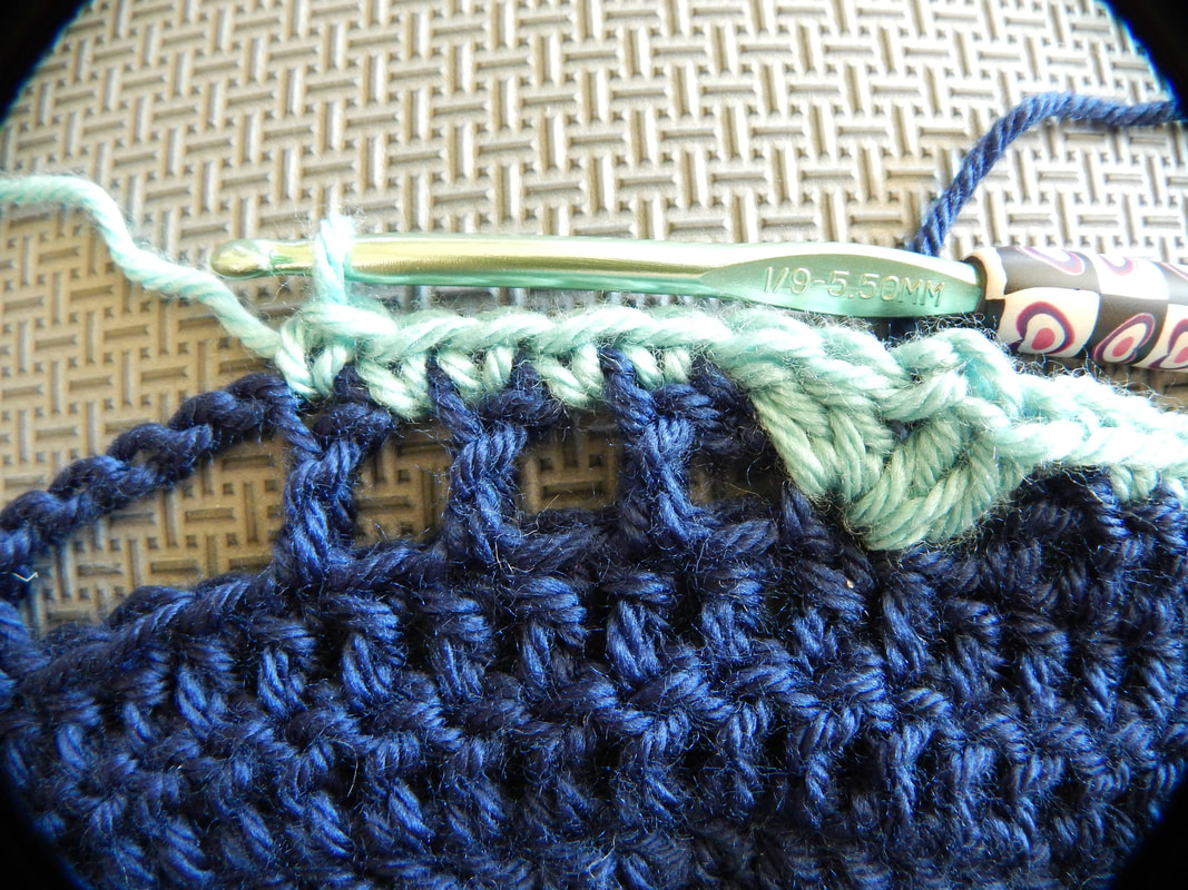 Sea Breeze Rectangle Pillow crochet pattern st 4